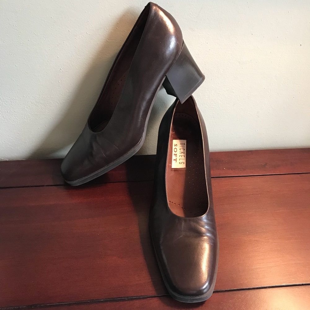 VTG Nickels Soft Brown Chunky Heels